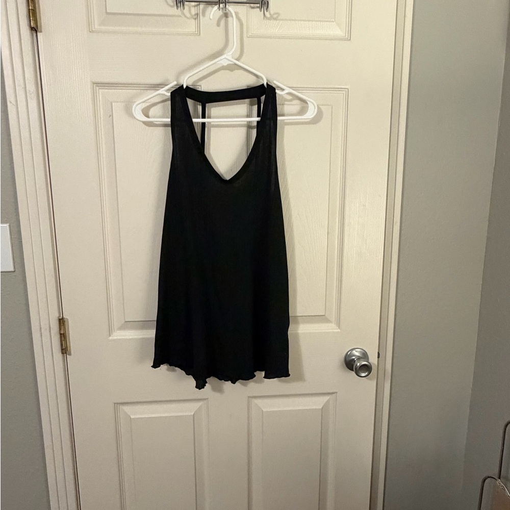 Nike Black Flowy Tank – Halter Front with Double Strap Back & Lettuce Hem- XL